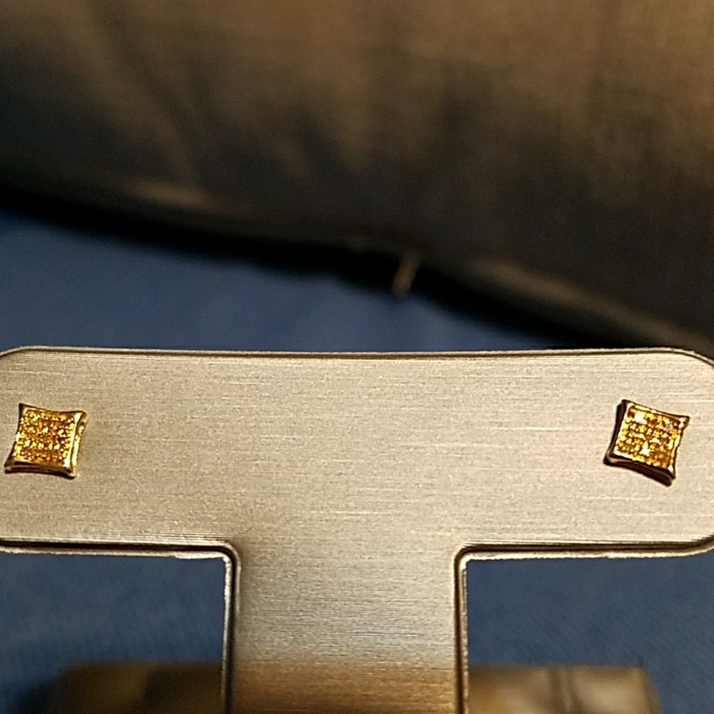 Gorgeous gold earrings - Picture 4 of 7